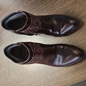 Life Stride soft system ankle boots